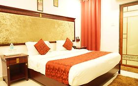 Hotel Eleven Heights Bhopal 3*