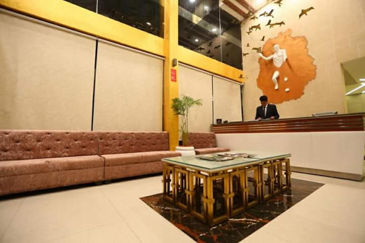 Hotel Eleven Heights ,Bhopal Exterior photo